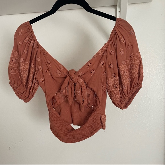 Free People eyelet crop top - Picture 4 of 4